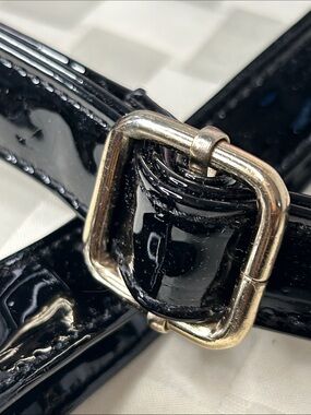 Source Unknown Black Patent Leather Strap with Gold Hardware